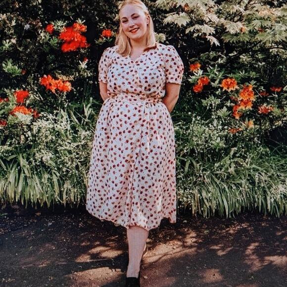 Lot 2 'Vintage' Dress Patterns PAULINE ALICE "Lliria"  THE ASSEMBLY LINE "Tulip" - Picture 10 of 12